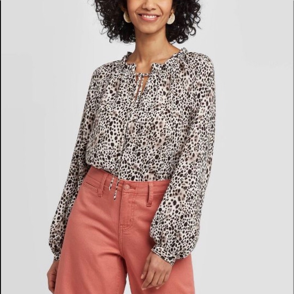 NWT A New Day Long Sleeve Leopard Blouse M